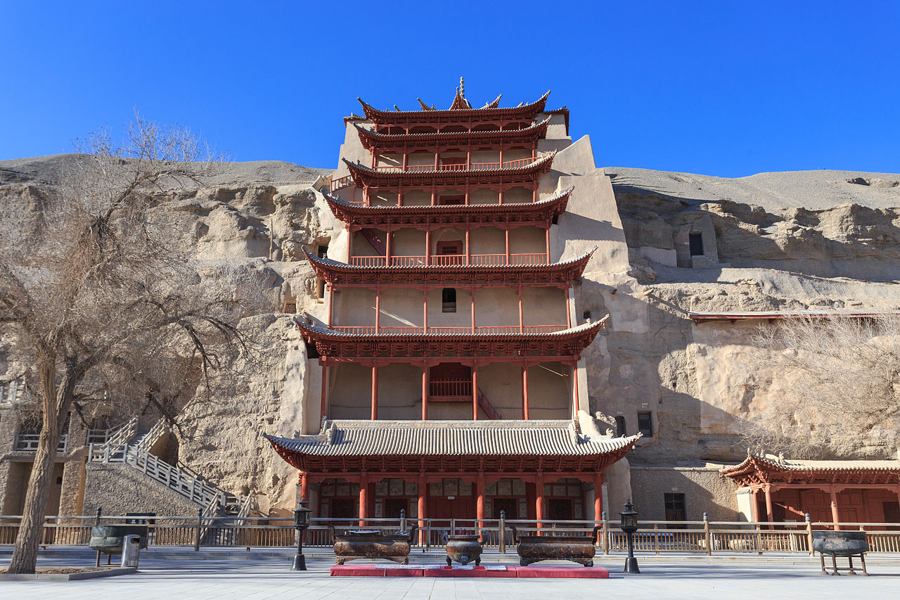 images/Dunhuang_Mogao.jpg