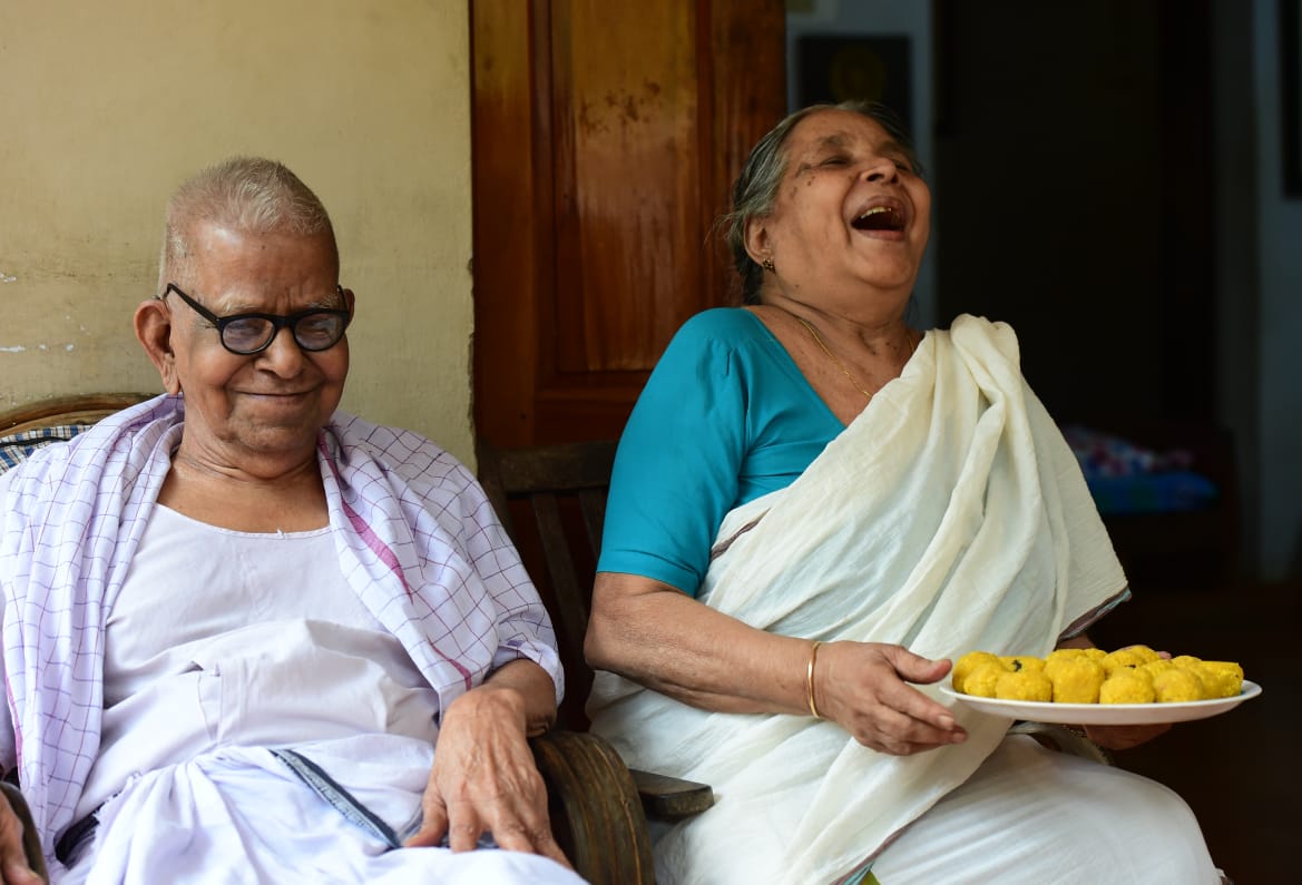 images/akkiththam-wife.jpg